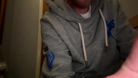 Snapshot of lukeeeeey96 chatting on 02/03/25, 12:58 lukeeeeey96 online show from 02/03/25, 12:58