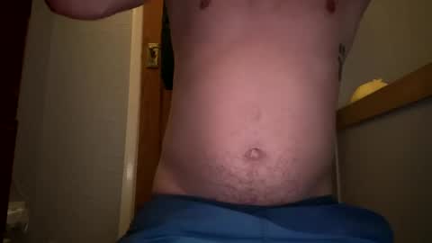 Snapshot of lukeeeeey96 chatting on 02/05/25, 11:17 lukeeeeey96 online show from 02/05/25, 11:17