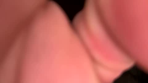 Snapshot of lukeeeeey96 chatting on 02/10/25, 05:25 lukeeeeey96 online show from 02/10/25, 05:25