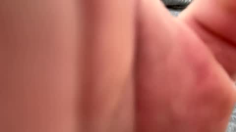 Snapshot of lukeeeeey96 chatting on 10/30/25, 03:57 lukeeeeey96 online show from 10/30/25, 03:57