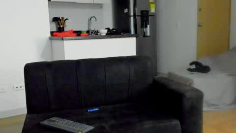 Snapshot of lukeglanton17 chatting on 02/24/26, 10:13 Luke online show from 02/24/26, 10:13