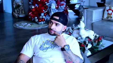 Lukhas f4f online show from 12/16/25, 08:47