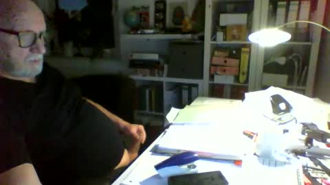 luley58 online show from 12/15/25, 06:28