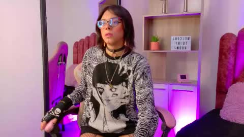 Cookie  online show from 12/19/25, 12:23