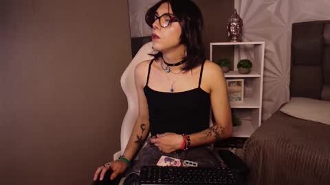 Snapshot of lullaby_charade_ chatting on 02/20/26, 09:10 Cookie online show from 02/20/26, 09:10