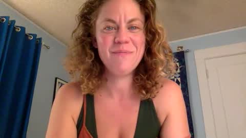 lullabyofbroadway online show from 05/23/26, 06:18