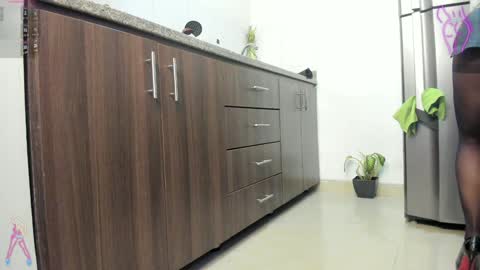 lulu online show from 12/02/24, 02:30