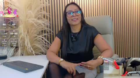 lulu online show from 04/12/26, 12:15