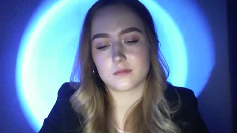 Lulu Baby18 online show from 02/09/25, 05:22