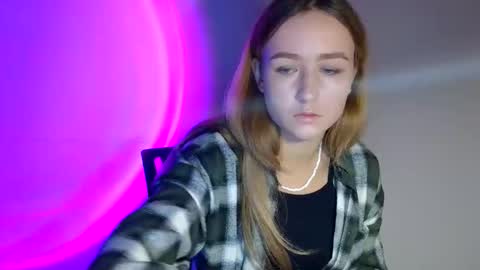 Lulu Baby18 online show from 10/12/25, 07:07