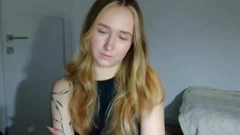 Lulu Baby18 online show from 02/26/26, 08:52