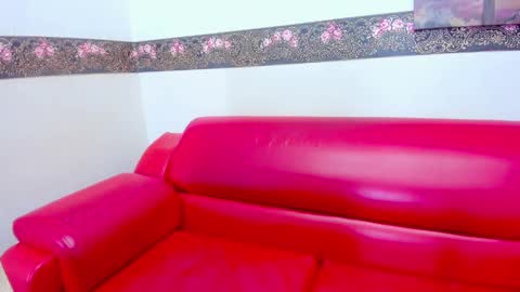 I AM LULU online show from 11/08/25, 05:01