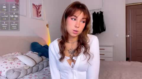 Snapshot of luluberryx chatting on 05/22/26, 02:19 lulu berry online show from 05/22/26, 02:19