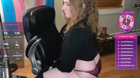 Lulu online show from 10/21/25, 05:41