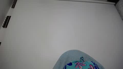 Luly online show from 11/30/25, 05:22