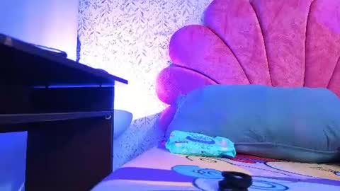 Luly online show from 07/28/26, 04:08