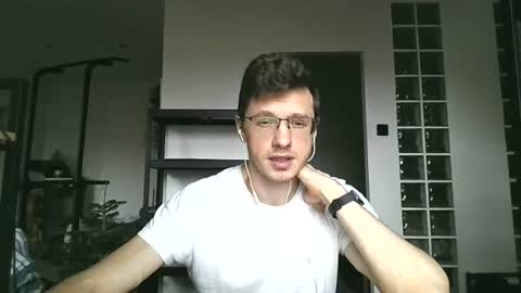 Andrew independent model 2000-0000 CET daily online show from 07/07/26, 02:54