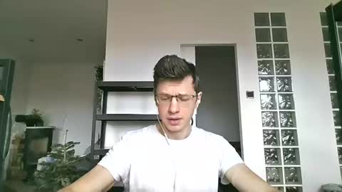Andrew independent model 2000-0000 CET daily online show from 07/09/26, 09:57