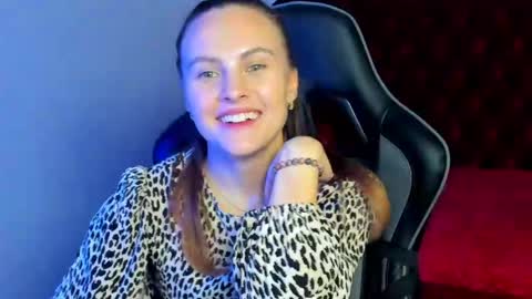 lumerisoren online show from 06/03/26, 02:33