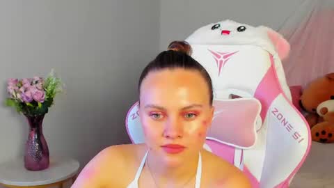 lumerisoren online show from 06/11/26, 03:04
