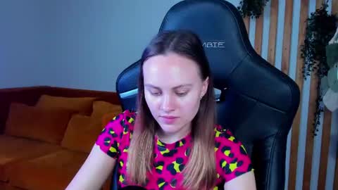lumerisoren online show from 06/15/26, 05:09