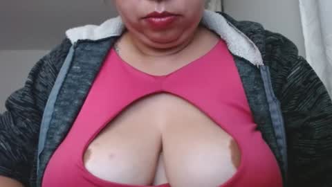 Snapshot of lumi_84 chatting on 12/20/24, 05:04 LUMI     online show from 12/20/24, 05:04