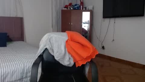 Snapshot of lumi_84 chatting on 01/30/25, 10:50 LUMI     online show from 01/30/25, 10:50