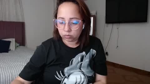 Snapshot of lumi_84 chatting on 02/03/25, 03:42 LUMI     online show from 02/03/25, 03:42