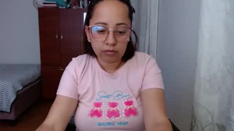 Snapshot of lumi_84 chatting on 02/10/25, 01:03 LUMI     online show from 02/10/25, 01:03