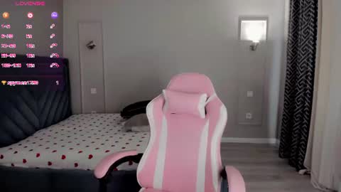 Mina online show from 06/20/26, 07:00