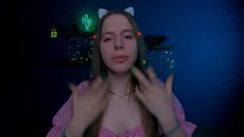 Snapshot of lumi_soft chatting on 02/13/26, 09:16 Sweet Lumi online show from 02/13/26, 09:16