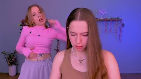 Sweet Lumi online show from 04/18/26, 07:34