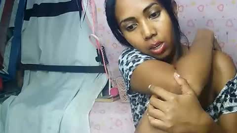 Luna online show from 10/24/25, 06:37