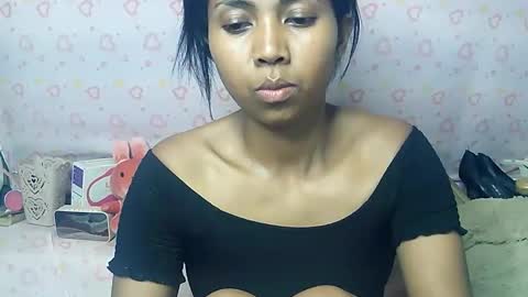 Luna online show from 11/03/25, 04:52