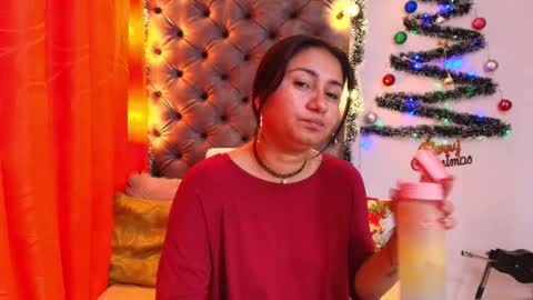 Luna  online show from 12/17/25, 08:15