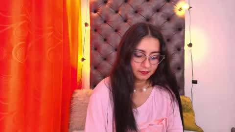 Luna  online show from 01/06/26, 10:12