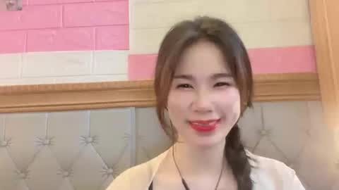 Luna online show from 04/05/26, 07:49