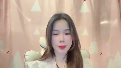 Snapshot of luna4739 chatting on 06/02/26, 04:20 Luna online show from 06/02/26, 04:20
