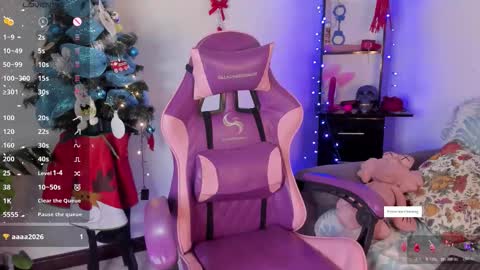 Luna online show from 11/25/25, 06:30