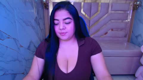 Luna online show from 04/22/26, 03:09