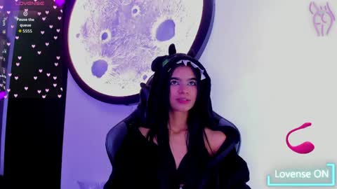 Snapshot of luna_bella_23 chatting on 05/30/26, 05:59 luna_bella_23 online show from 05/30/26, 05:59