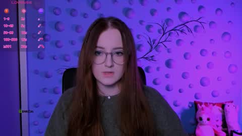 luna_berryy online show from 02/03/26, 08:36