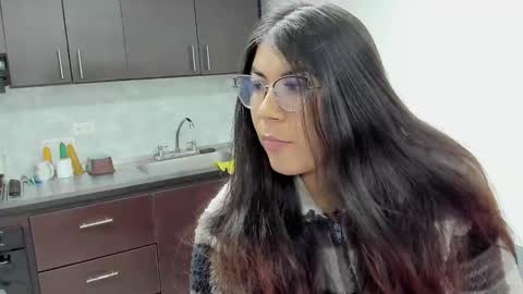 luna  online show from 09/12/25, 11:32