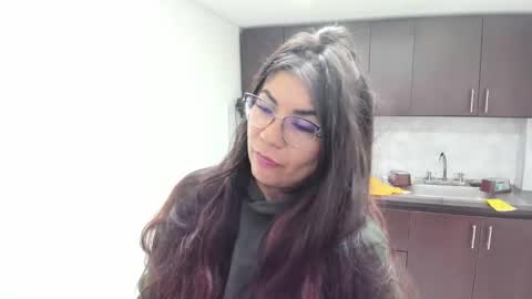 luna  online show from 10/14/25, 11:11