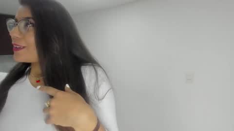 luna  online show from 01/11/26, 11:15