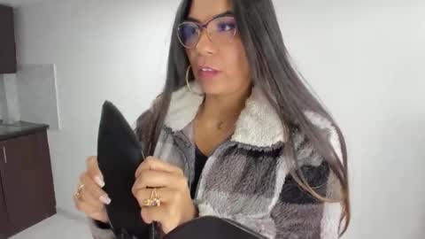 luna  online show from 05/09/26, 11:04