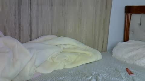 maskedmalkia online show from 04/21/26, 03:24