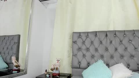 Snapshot of luna_evaa chatting on 01/30/25, 05:39 Luna Eva online show from 01/30/25, 05:39