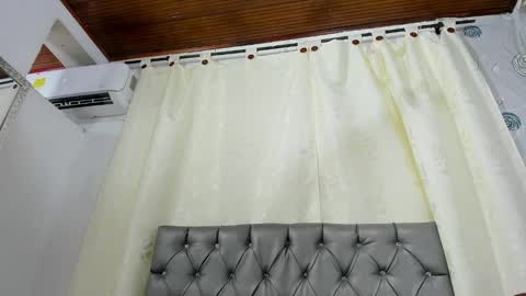 Snapshot of luna_evaa chatting on 03/05/25, 06:01 Luna Eva online show from 03/05/25, 06:01