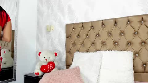 Snapshot of luna_evaa chatting on 09/09/25, 01:21 Luna Eva online show from 09/09/25, 01:21